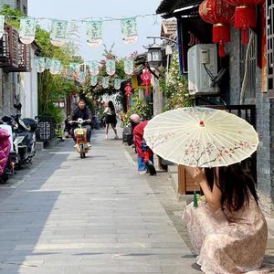 14美女裸体㊙️洗澡视频
